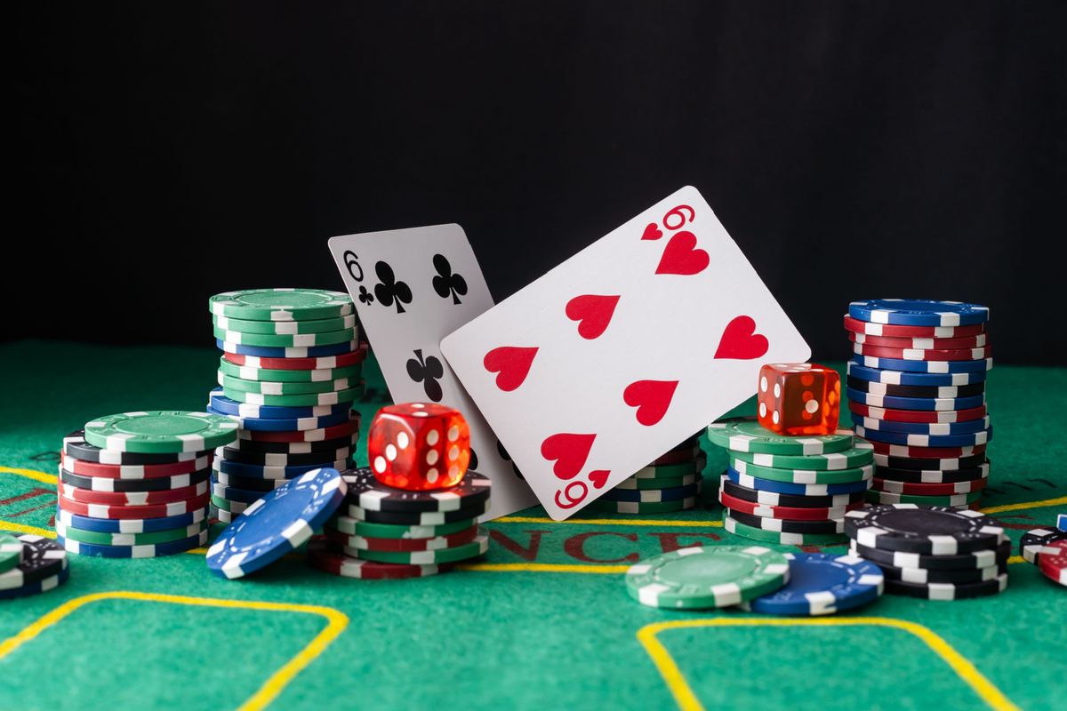 Blazing 7s Casino Slots کیسینو میں پوکر گیمز